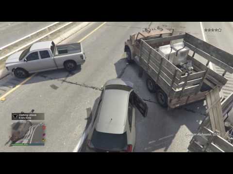 Grand Theft Auto 5 huge explosion "Proximity Mine"