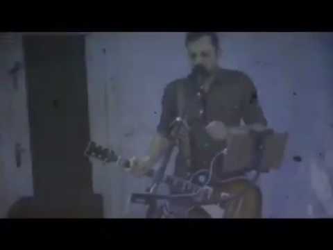 Dirty Laundry (Bruges Belgium): Cover:  Roxanne