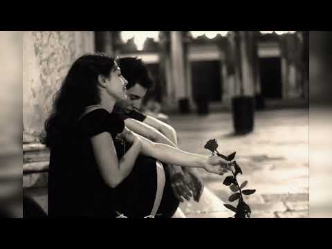 пусть влюбленные мужчины совершают подвиги. покорять вершины. покорные вершины песня. альпинист на горе. покорные вершины песня.