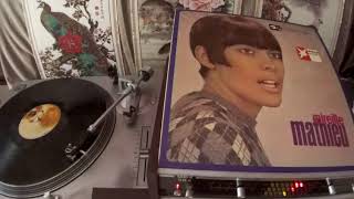 Mireille Mathieu -- Qu&#39;elle est belle