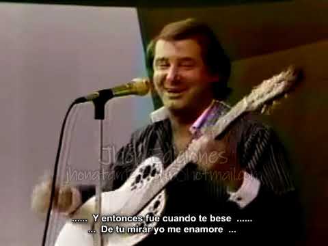 Juan Erasmo Mochi Un Sorbito de Champang con letra