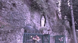 una-grotta-naturale-simile-a-quella-di-lourdes-in-irpinia