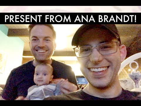 TWIN GIRLS NEWBORN PHOTOS ARE HERE!! - Daily Vlog /// McHusbands