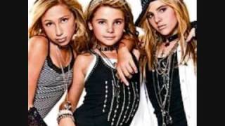 Shoot The Moon - Clique Girlz:) - (Lyrics &amp;&amp; Slideshow)