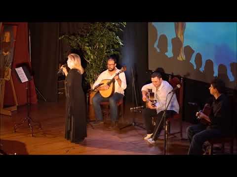 Maria da Nazaré - "Tu que andas de mim ausente"