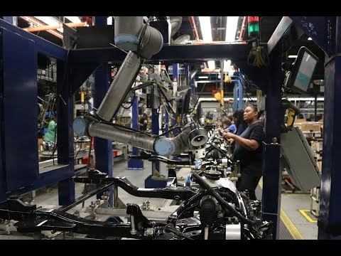 Universal Robots Handles Mission-Critical Inspection at Comprehensive Logistics