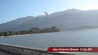 preview picture of video 'Sikorsky S-64 Skycrane - Lake of Ioannina (Greece) - July 2011'