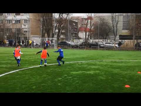 FC VOLUNTARI - FC URZICENI - golul 2 Robby
