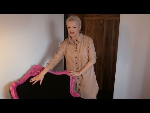 Różowo-czarne dodatki? Dorocie przypadły do gustu te fotele! [Tu jest pięknie]