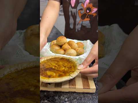 **Bina Oil k kachori 🙂🫣**