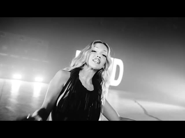 Kitschkrieg & Blumengarten & Shirin David aus Deutschland mit 'Gut Genug' (jetzt ansehen!) | DeutschRap Dance!