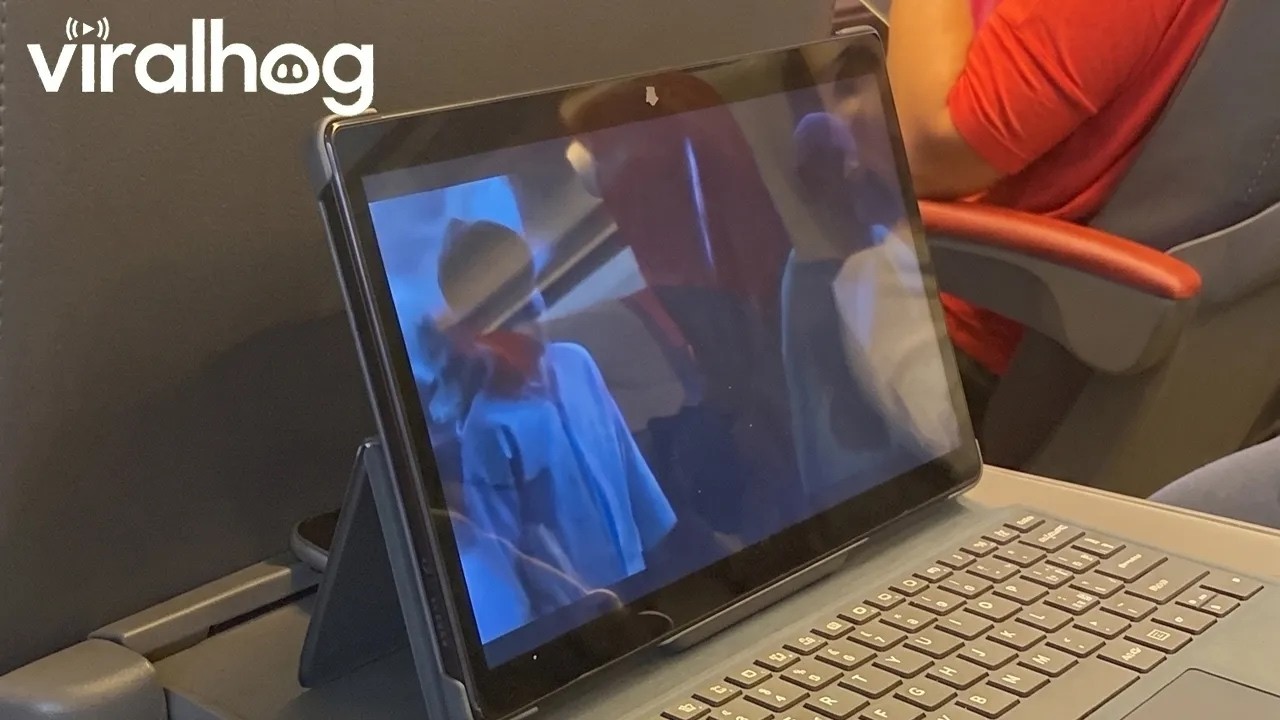Mom Forgets to Plug in Her Headphones on the Train || ViralHog