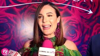 Caroline Aquino, Luz García, Jhoel López van al teatro con Déjame caer en tentación