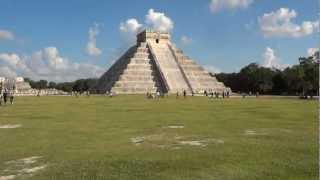 preview picture of video 'Pirámide de kukulkán - Chichen Itza, Yucatan'