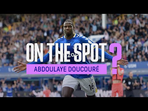CHILDHOOD HERO? FUNNIEST EVERTON PLAYER? DRESSING ROOM DJ? | ON THE SPOT: ABDOULAYE DOUCOURE!