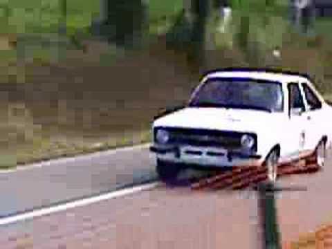 Ford escort MK2 1300 Montée Historique Du Maquisard 07