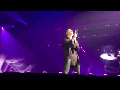 110916 EXO’rDIUMinBKK D2 - Artificial Love D.O. focus