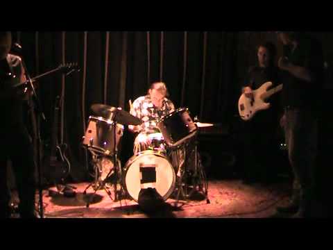 Mick Diggles - Barry Harvey Drum Solo
