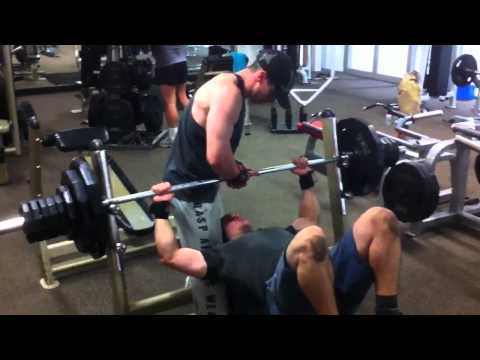 125kg bench press