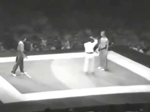 Isaias Dueñas vs Frank Knittel