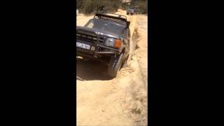 preview picture of video 'diff locker vs traction control mundaring power line track'
