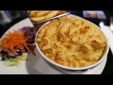 Almoço aconchegante em pub irlandês em Dublin