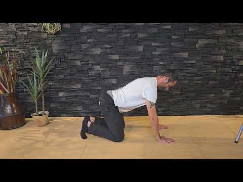 Spinal breathing, rib cage isolation