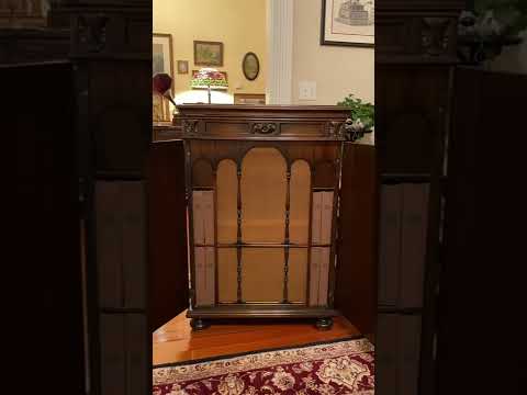Give Me The Sunshine by Roger Wolfe Kahn & His Orchestra, 1928 on the 1925 Victor Credenza Victrola