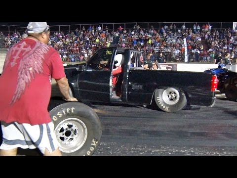 FLYING WHEEL - Crazy Drag Race Launch!