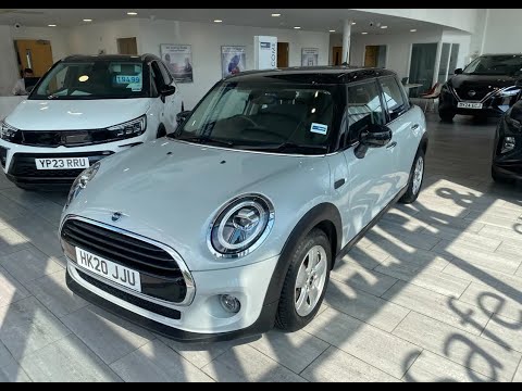 2020 20 MINI Hatch 1.5 Cooper Classic Steptronic Euro 6 (s/s) 5dr Review. For Sale at Thame Cars