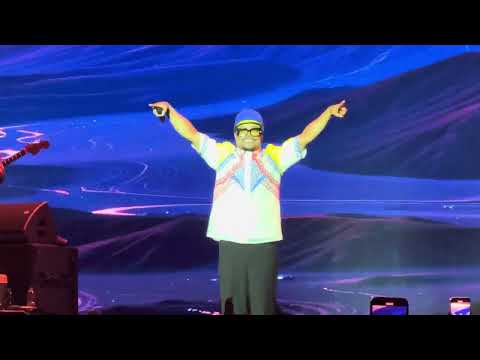 THE APL SONG sobrang galing ni Apple De Ap kahit on stage lahat nadadala niya GRABE! With EZ MIL