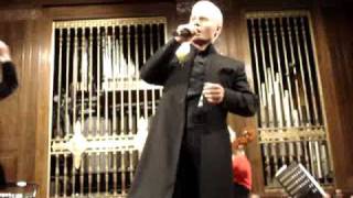 Rhydian at Brangwyn Hall Pan Fyddo&#39;r Nos yn Hir