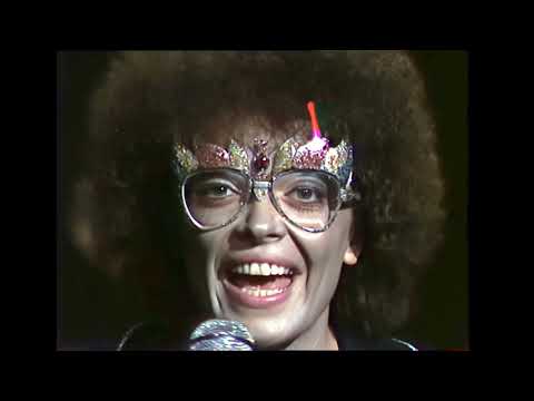 Neoton Familia  - Ha Szombat Este Táncol  (HD Remaster)