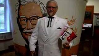 preview picture of video 'Colonel Harland Sanders robot'