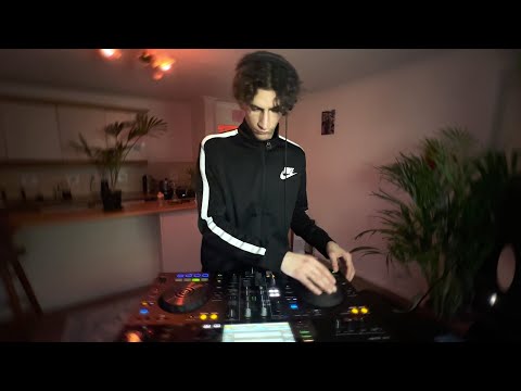 Bouncin' Bass Dance / House Mix 🏠 | glue70