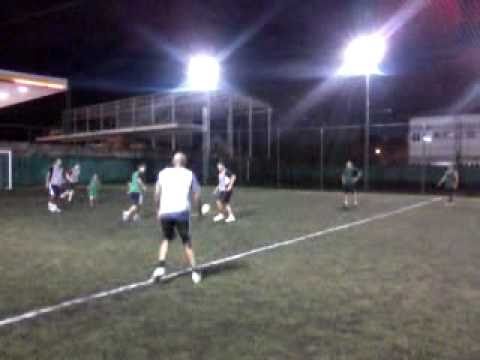 Futebol Gospel - Gol do Isac - Marcus Salles chuta e na sobra o Isac faz