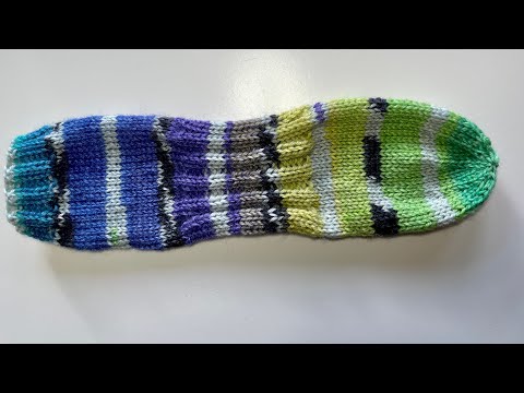 Lazy Sock - Knitting a sock without a heel for several sizes