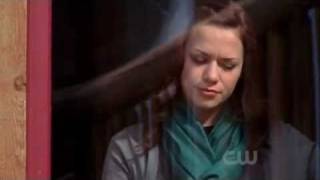 One Tree Hill 7x22 Grubbs sing Wakey!Wakey! - Light Outside.mp4