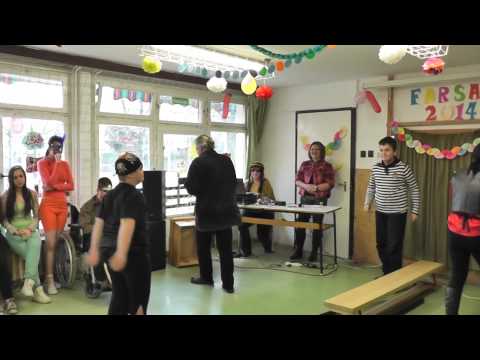 Bárczi iskola - Farsang 2014 - Santa Maria  5.o