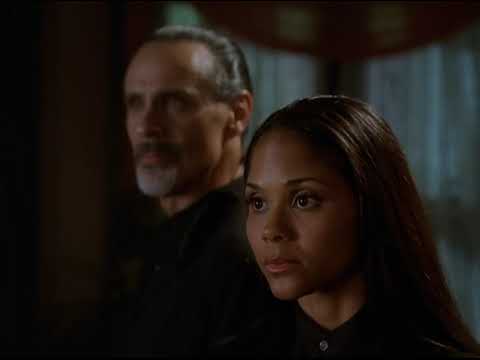 Ian Anthony Dale in "Charmed" (1998) - TV Show series scene, Season 7 Episode 10