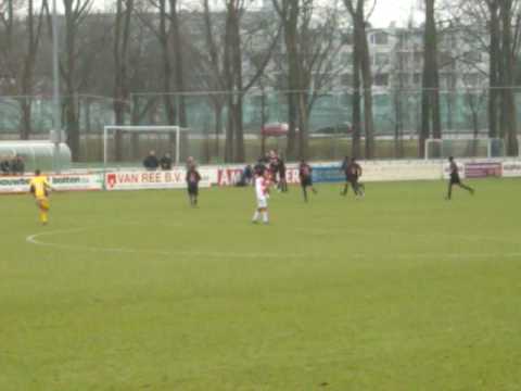 AZ kan toch scoren tegen Ajax !!!!  AZ C1-Ajax C1  4-0