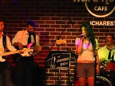 Sara Antonelli the Amy Winehouse Tribute Band Vocal - Live Hard Rock Cafe Bucharest Show