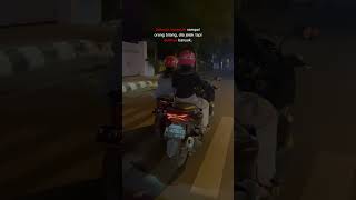 Download lagu Cewek dorong motor #ngeshortsbareng mp3