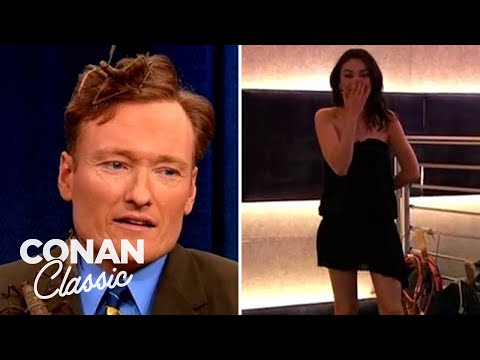 Bug Expert George Broussard Scares Conan & Mila Kunis - "Late Night With Conan O'Brien"