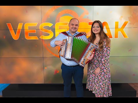 Eva Šolinc in Rok Švab: Dve let' in pol (v živo na Veseljaku)