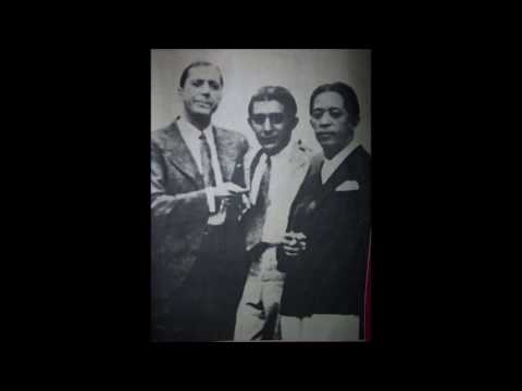 Carlos Gardel - Gimiendo