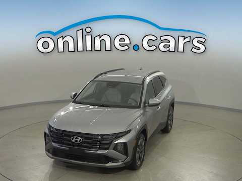 Used 2025 Silver Hyundai SEL image 1