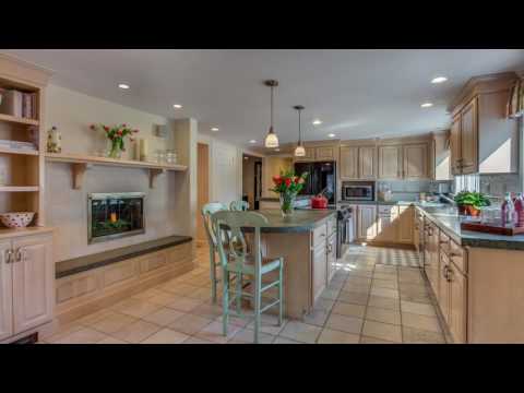 57 Lincoln House Pt, Swampscott MA -  Joy Goldstein - Tel 781-479-0979