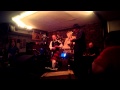Шотландская волынка и саксофон в баре Джек Роза 