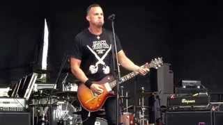 Tremonti - Cauterize live at Welcome To Rockville 2015